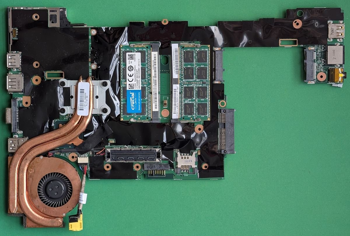 Foto de ThinkPad X220: RAM en ranuras